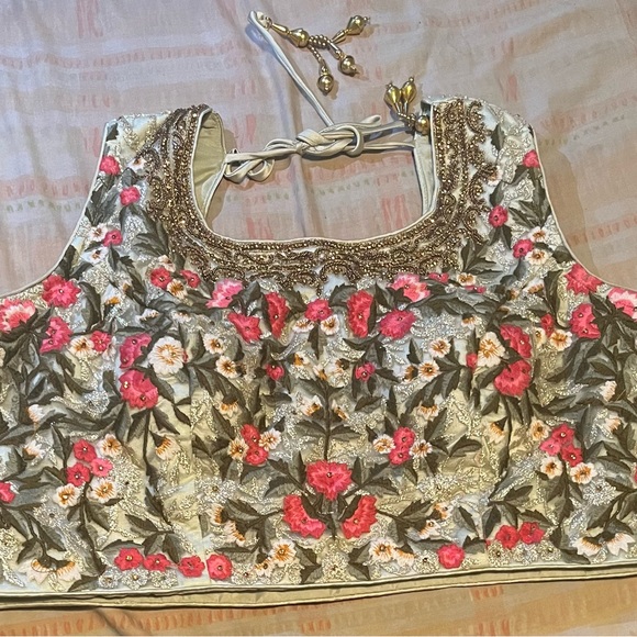 Lehenga for sale - Picture 3 of 4